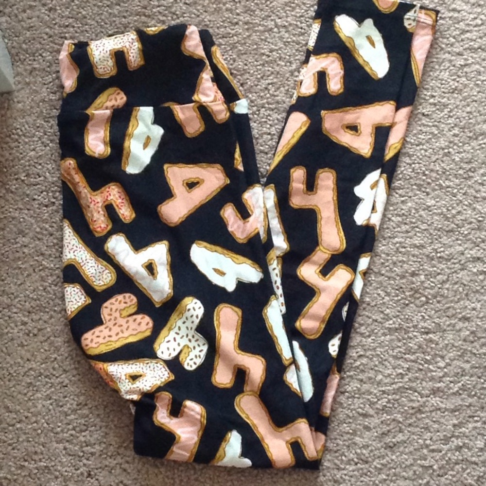 Lularoe one size birthday leggings